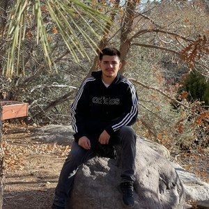 Meet your Posher, Valentin